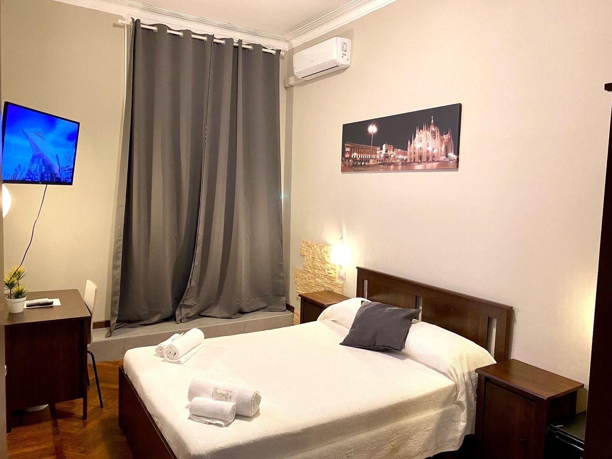 Carlo Goldoni Hotel Мілан Екстер'єр фото